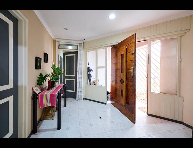 4 BEDROOM FREESTANDING FOR SALE IN BRYANSTON